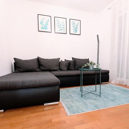 Doma-Lu Apartment-Near Airport And Highway- Free Parking Velika Mlaka Ngoại thất bức ảnh