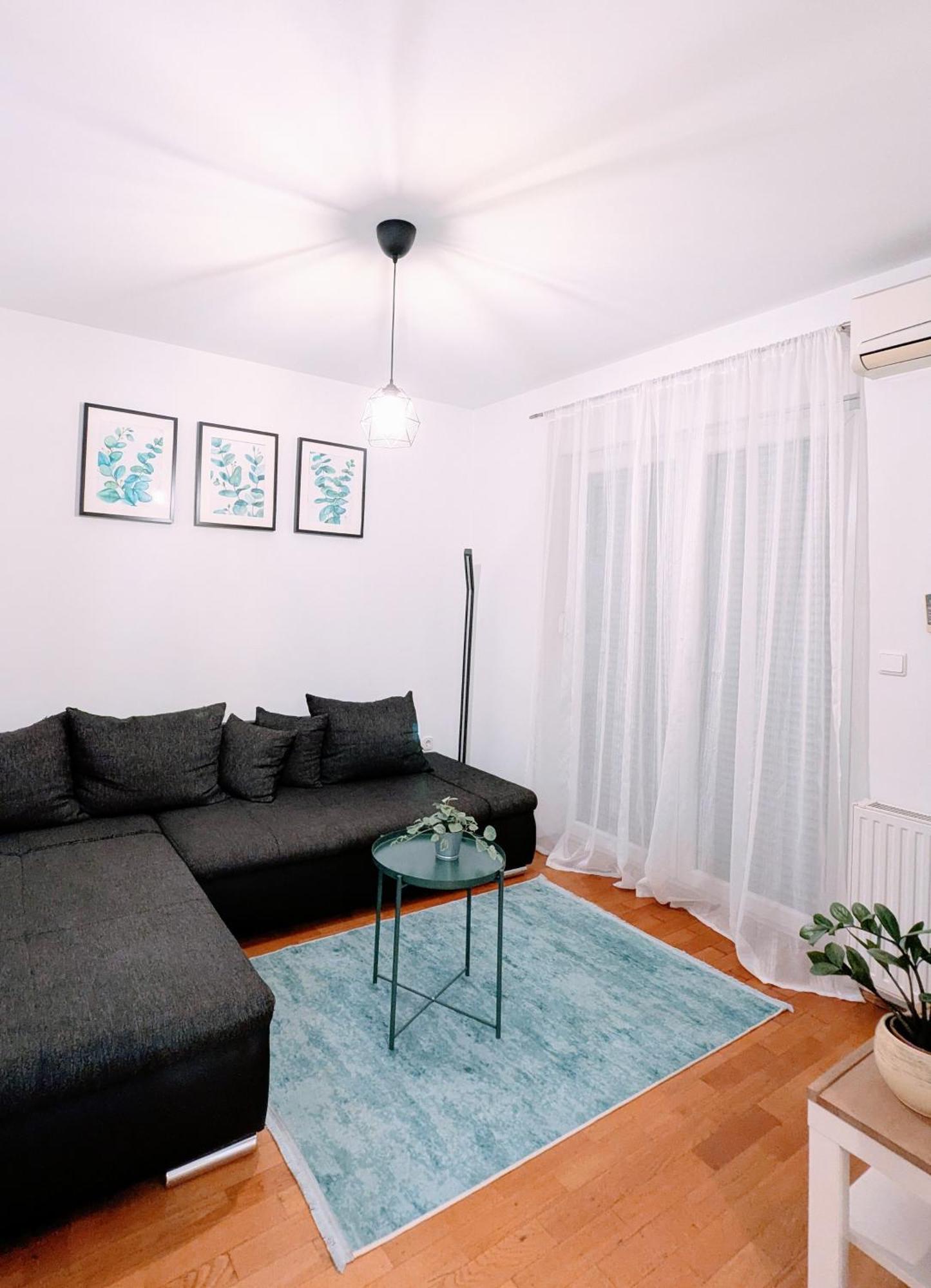 Doma-Lu Apartment-Near Airport And Highway- Free Parking Velika Mlaka Ngoại thất bức ảnh